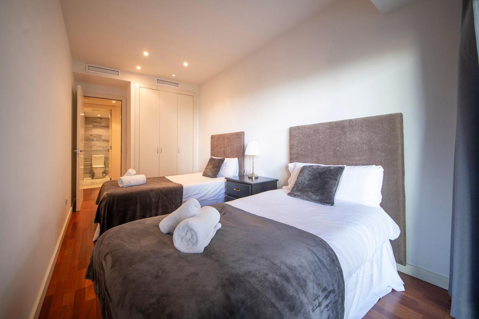 You Stylish Beach Apartments Barcelona Room photo