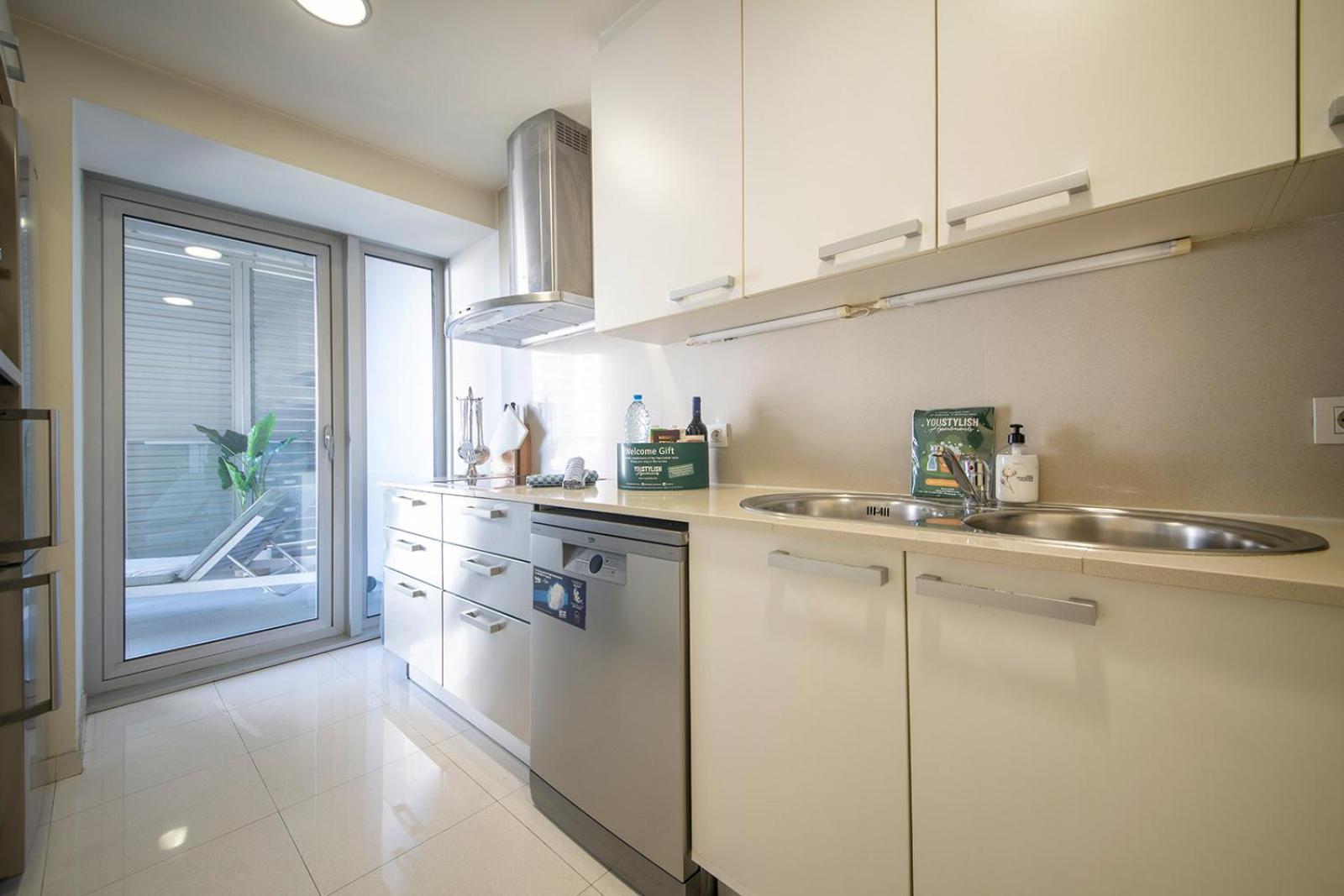 You Stylish Beach Apartments Barcelona Exterior photo
